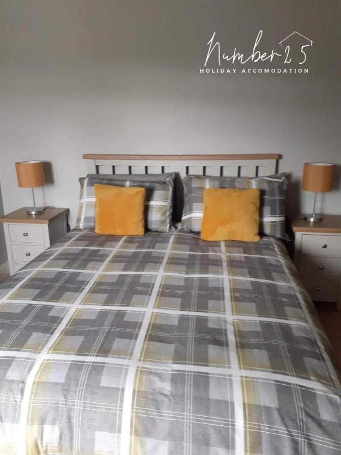 Number 25 Self Catering Apartments Ederney Ardess Экстерьер фото