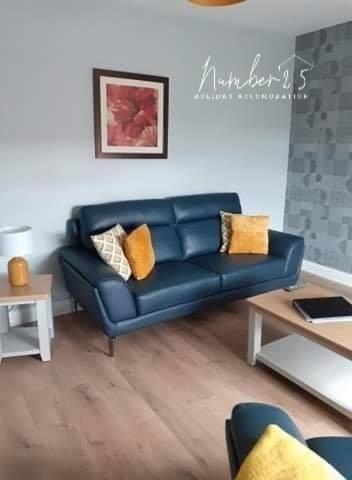 Number 25 Self Catering Apartments Ederney Ardess Экстерьер фото